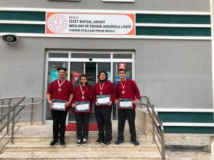 4 Gümüş Madalya Genç Şeflerin Oldu.