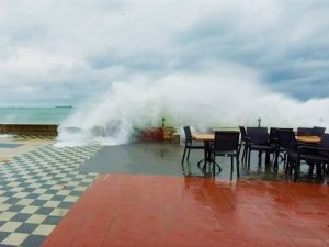 Marmara’ya Şiddetli Fırtına Uyarısı