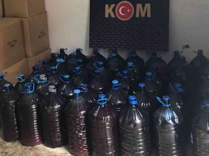 Polis Battaniyeyi Kaldırınca Ortaya Çıkardı: 945 Litre Kaçak İçki Ele Geçirildi