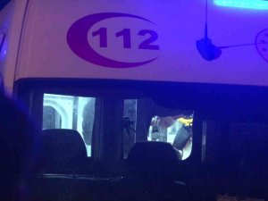 Sancaktepe’de Minibüs Şarampole Yuvarlandı: Araç Sürücüsü Hayatını Kaybetti