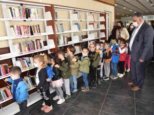 Yunusemre’de Minikler Kütüphane İle Tanıştı
