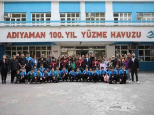 Yüzmede 72 Madalya İle Büyük Başarı