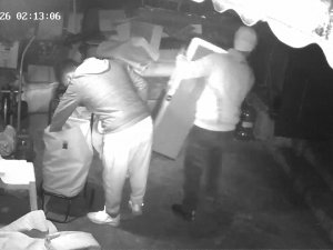 Ümraniye’de Mahalleyi Mesken Tutan Hırsızlar Önüne Geleni Çaldı