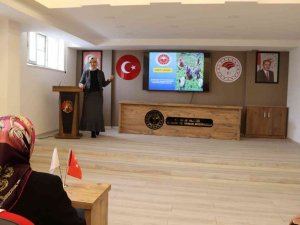 Kilis’te Kadın Çiftçiler Kekik İle Tanıştırılıyor