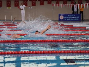 Kulaçlar İl Birinciliği İçin Atıldı