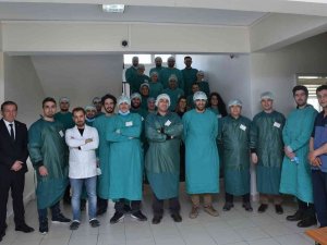 12 Farklı Şehirden Ve 13 Üniversiteden 130 Katılımcıya Deney Hayvanı Eğitimi