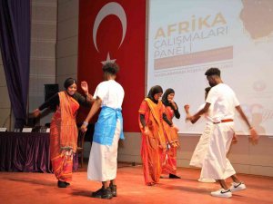Tokat’ta Afrika Paneli Renkli Görüntülere Sahne Oldu