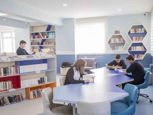 Dostek Müdürü Dumlu; "Kütüphaneler Toplumların Kültür Ve Medeniyet Hazinelerine Açılan Kapılardır"