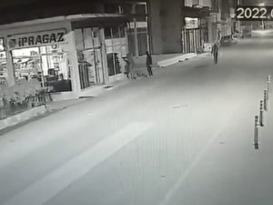 3 Farklı Yerden Hırsızlık Yaptılar Kameraya Yakalandılar
