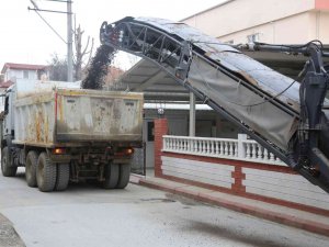 Serdivan’da Asfalt Çalışmaları Hız Kesmiyor