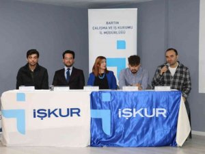 Bartın Üniversitesi Öğretim Elemanları Meslek Tanıtımları Yapıyor