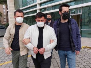 Eniştesini Bıçakla Ağır Yaraladı, Tutuklandı