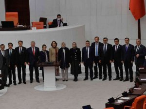 Milletvekili Seçim Kanun Teklifi Kabul Edildi Ve Yasalaştı