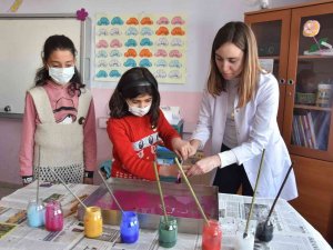 Adilcevaz Kaymakamlığından ‘Ebru Sanatı’ Projesi