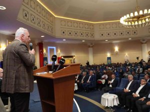 Ak Parti İ̇stanbul İ̇l Başkanı Kabaktepe: "Ak Parti Politikası Cumhurbaşkanımızın Önderliğinde Bize Şunu Öğretti, ’Başka Bir Dünya Mümkün’"