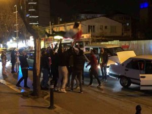 Pendik’te Yol Kapatan Asker Eğlencesi