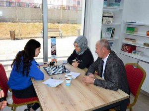 Tuşba Belediyesinden ‘Kitap Kafe’ Hizmeti