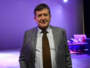 Güvenç Kurtar’dan Yabancı Teknik Direktörlerle İlgili Çok Konuşulacak Sözler