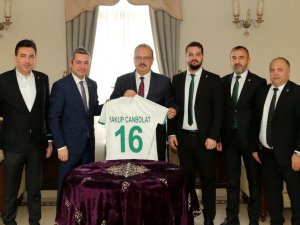 Bursaspor Yönetimi Vali Yakup Canbolat’ı Ziyaret Etti