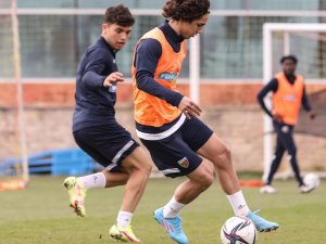Kayserispor’un Milli Futbolcuları Döndü