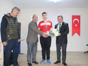 Kabakcı, Öğrenciler İle Buluştu