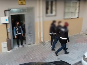 Silah Tacirlerine Operasyon: 8 Gözaltı