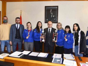 Anadolu Üniversitesi Taekwondo Takımı’ndan Büyük Başarı