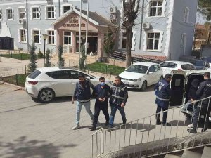 Uyuşturucu Ticareti Yapan 2 Kişi Adliyeye Sevk Edildi