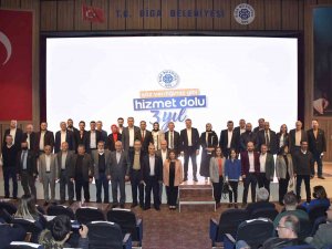 Biga’da Hizmet Dolu 3 Yıl Görkemli Bir Gece İle Anlatıldı