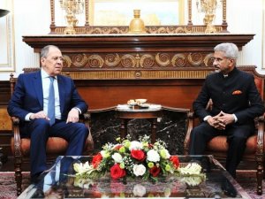 Lavrov: "Nihai Sonuç İçin İ̇stanbul’daki Müzakerelerde Uzlaşılan Bazı Konuların Kağıda Dökülmesi Gerekir"