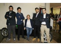 Ürettikleri Elektrikli Araçla 100 Kilometrede 1 Tl Yakmayı Hedefliyorlar