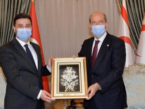 Kktc Cumhurbaşkanı Tatar, Kağıthaneli Gazilerle Bir Araya Geldi