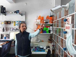 "Motosikletin Sesini Dinleyeceğim" Dedi, Üzerine Binip Gitti