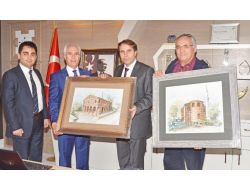 Antik Kilise Kestane Kutusu Oldu