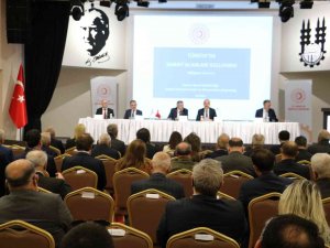 Edirne’de "İ̇ş Dünyasının Sorunları Ve Çözüm Önerileri" Masaya Yatırıldı