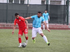 Namağlup Şampiyon Çeşme Belediyespor Bal’da