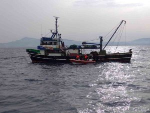 Denizde Rahatsızlanan Balıkçının Yardımına Sahil Güvenlik Ekipleri Yetişti