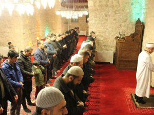 Tarihi Siirt Ulu Camii’nde İki Yıl Aradan Sonra İlk Teravih Kılındı