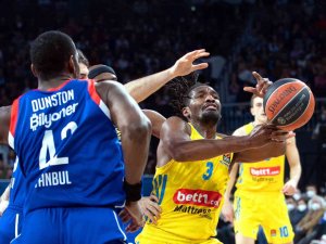 Thy Euroleague: Anadolu Efes: 87 - Alba Berlin: 77