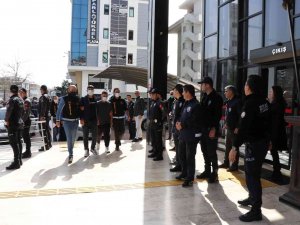 Adliyeye Sevk Edilen Husumetli Ailelerden 8 Kişi Tutuklandı