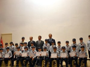 Minik İzcilerden Müthiş Performans