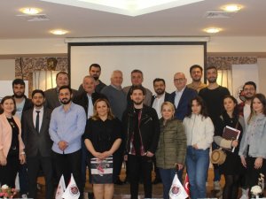 Dijital Çağda İletişim Semineri Gerçekleştirildi