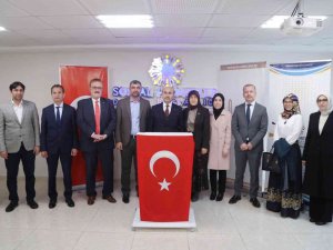 Mardin’de Öğrencilere 7 Milyon 652 Bin Tl Burs Verildi