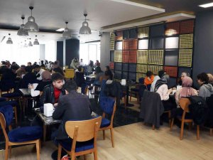 Yenilenen Öğrenci Merkezine Yoğun İlgi