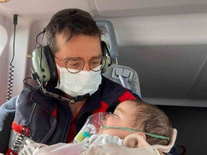 Solunum Sıkıntısı Çeken 6 Aylık Bebek Ambulans Helikopterle Hastaneye Sevk Edildi