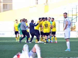 Spor Toto 1. Lig: İ̇stanbulspor: 0 - Gençlerbirliği: 0