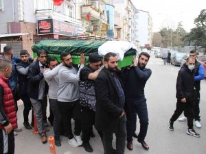 Feci Kazada Hayatını Kaybeden 2 Kişi Kocaeli’de Toprağa Verildi