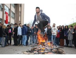 Uluslararası Öğrencilerden Renkli Nevruz Kutlaması