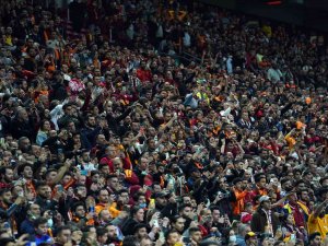 Galatasaray - Fatih Karagümrük Maçını 27 Bin 522 Taraftar İzledi