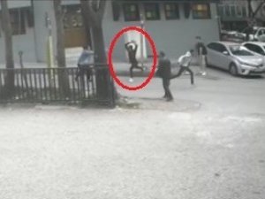 Bursa’da Gençlerin Bıçaklı Kavgası Kameralarda